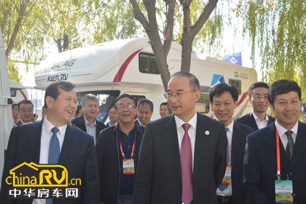 首届丝绸之路国际房车博览会在嘉峪关成功举办
