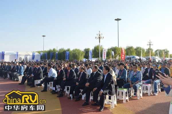 首届丝绸之路国际房车博览会在嘉峪关成功举办